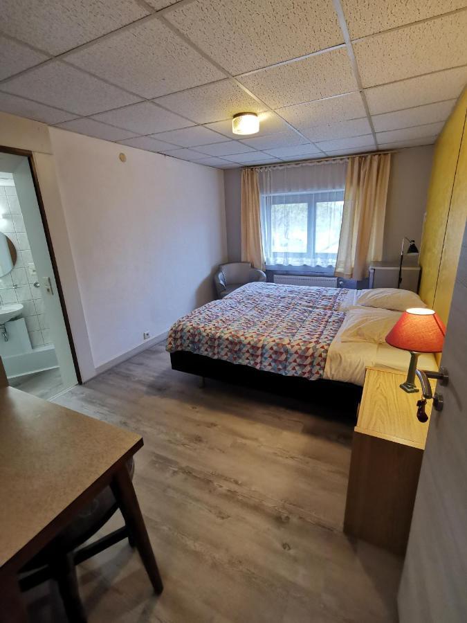 Hotel Chez Phil à Robertville Extérieur photo