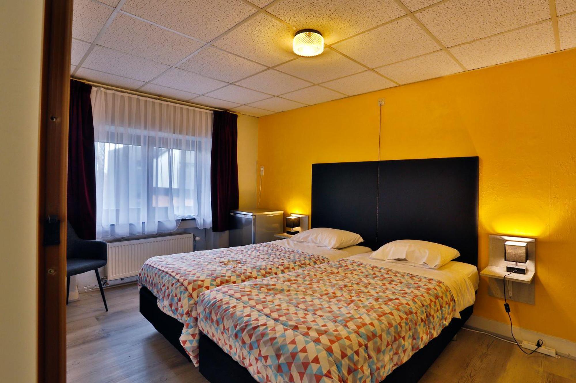 Hotel Chez Phil à Robertville Extérieur photo
